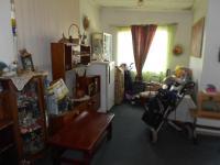 Lounges - 85 square meters of property in Daleside