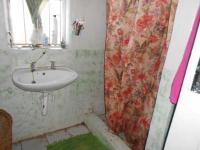 Bathroom 1 - 7 square meters of property in Daleside