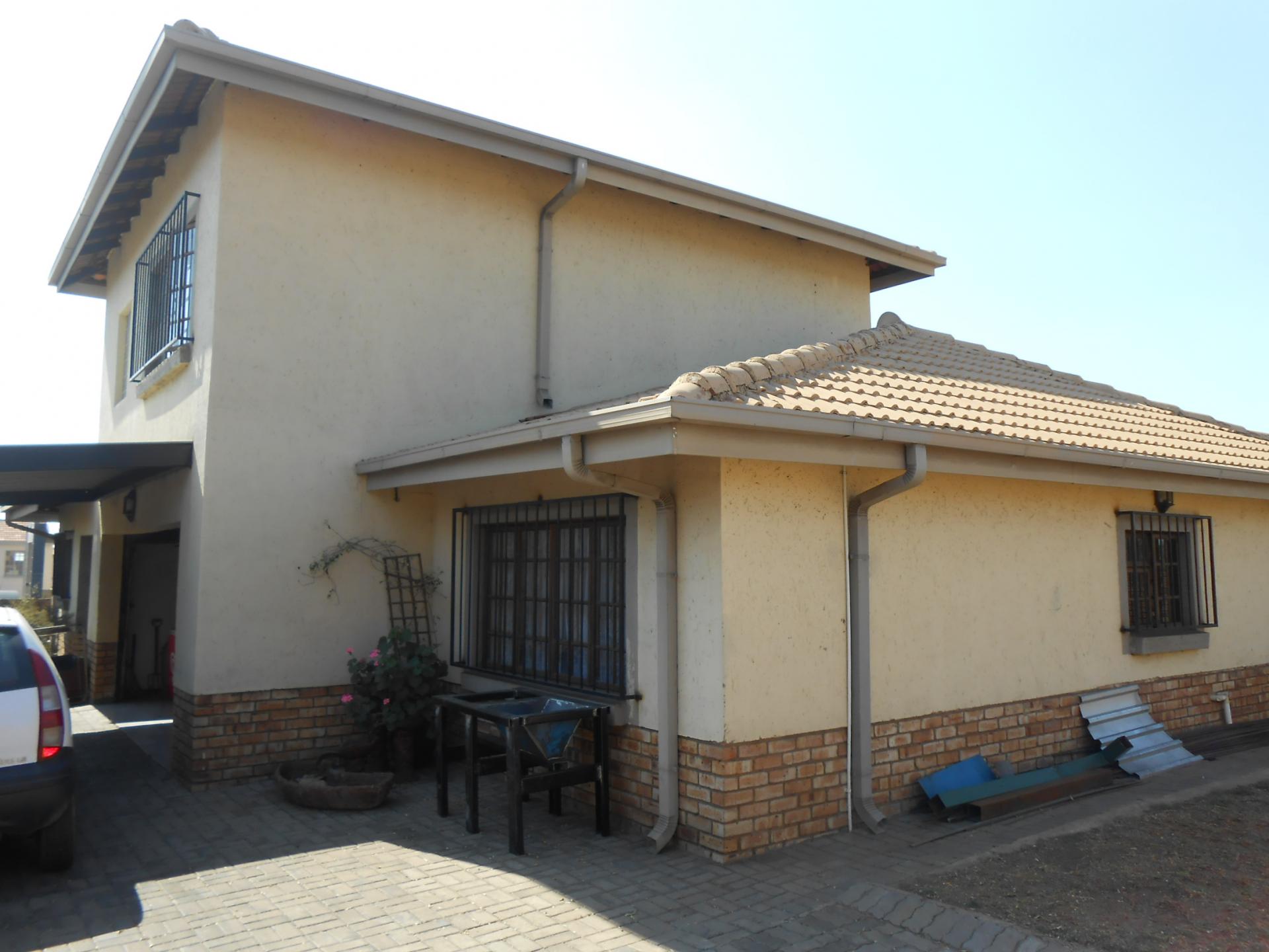 Front View of property in Emalahleni (Witbank) 