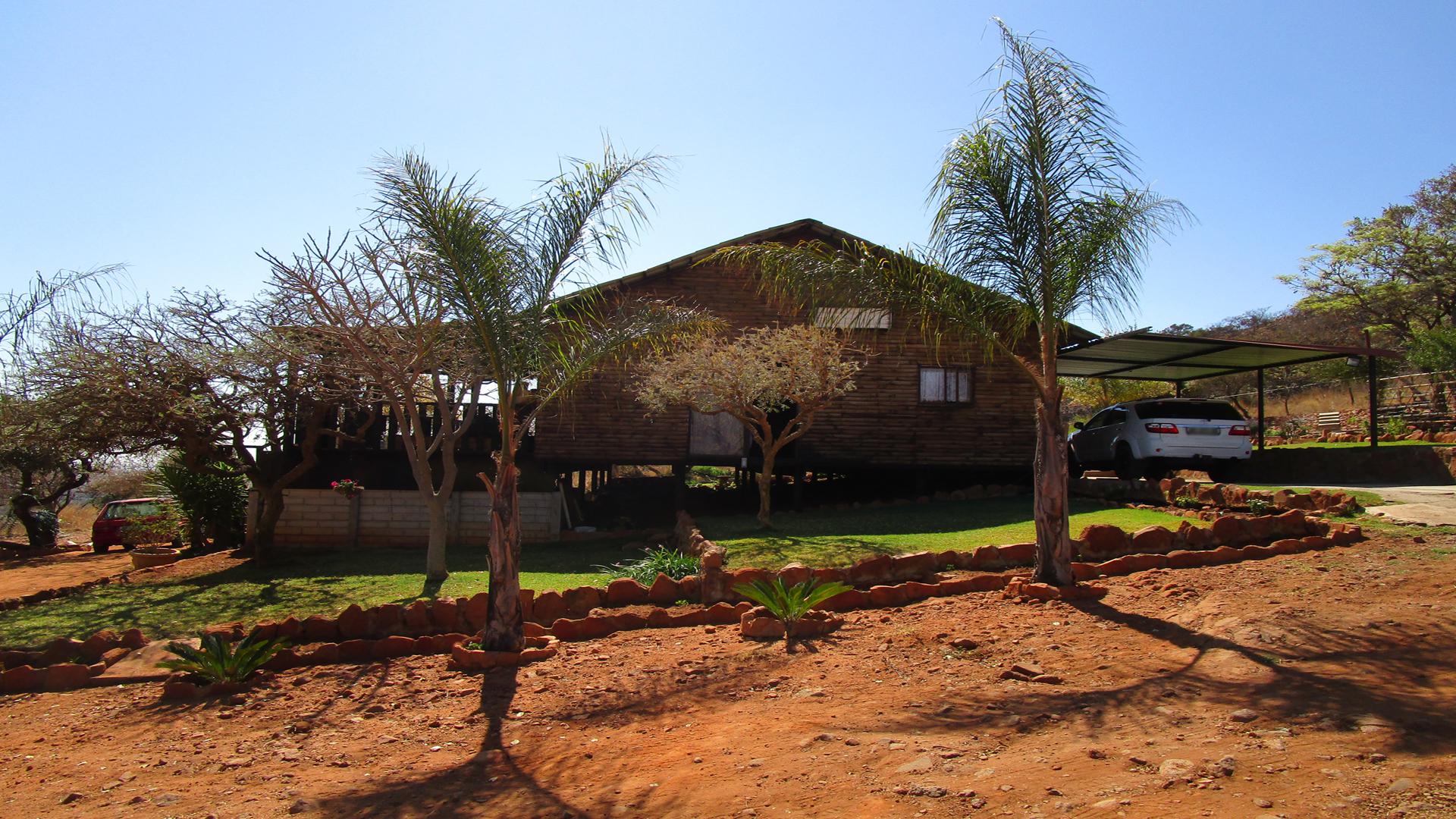 Front View of property in Rustenburg