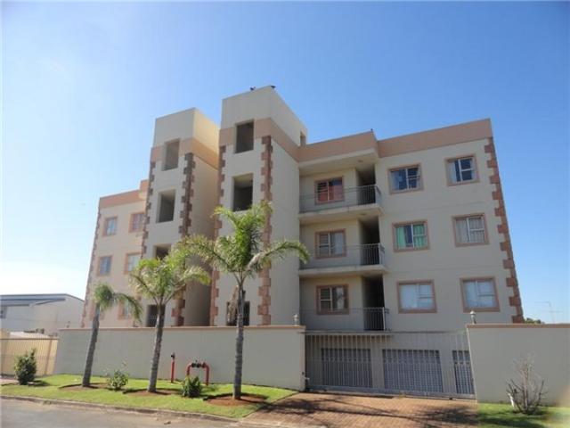 3 Bedroom Apartment for Sale For Sale in Margate - Private Sale - MR107033