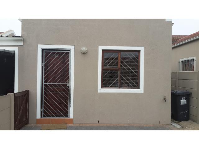 3 Bedroom House for Sale For Sale in Weltevreden Valley - Private Sale - MR107064