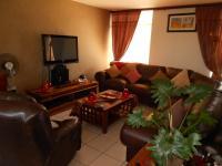 Lounges - 20 square meters of property in Kempton Park