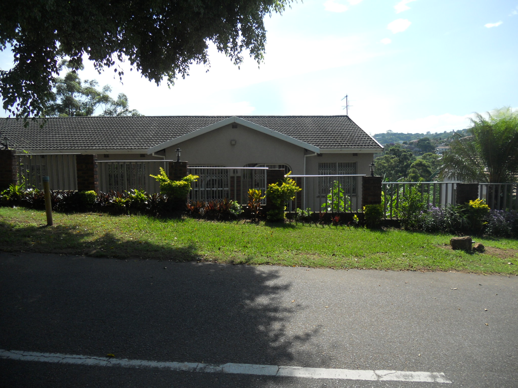 Front View of property in Umhlatuzana 