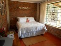 Bed Room 1 - 13 square meters of property in Nest Park