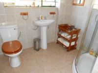 Bathroom 1 - 5 square meters of property in Nest Park