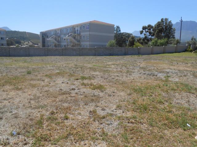 Land for Sale For Sale in Somerset West - Private Sale - MR107181