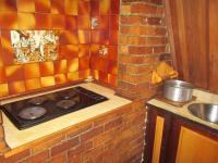 Kitchen - 35 square meters of property in Dalpark