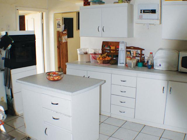 Kitchen of property in Steynsrus