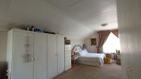 Main Bedroom - 31 square meters of property in Kengies