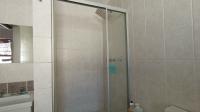 Bathroom 2 - 7 square meters of property in Kengies