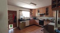 Kitchen - 16 square meters of property in Kengies