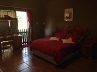 Main Bedroom - 29 square meters of property in Westonaria
