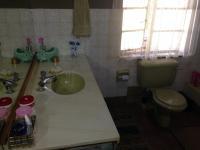 Main Bathroom - 9 square meters of property in Westonaria