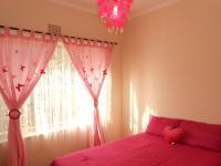 Bed Room 4 - 23 square meters of property in Greenhills