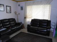 Lounges - 16 square meters of property in Brakpan