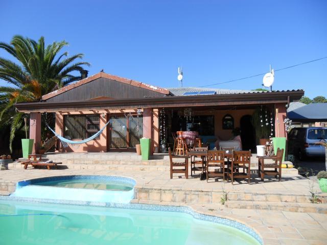 4 Bedroom House for Sale For Sale in Mossel Bay - Home Sell - MR107747