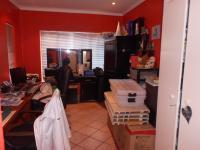 Study - 16 square meters of property in Brackendowns