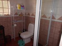 Main Bathroom - 6 square meters of property in Brackendowns