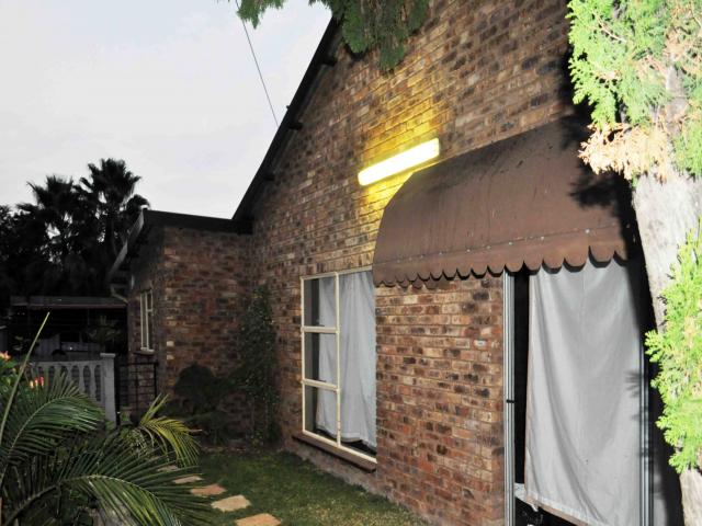 7 Bedroom House for Sale For Sale in Pretoria North - Private Sale - MR107901