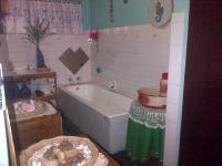 Main Bathroom of property in Derby