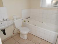 Main Bathroom - 3 square meters of property in Goedeburg