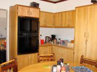 Kitchen - 30 square meters of property in Bloemfontein