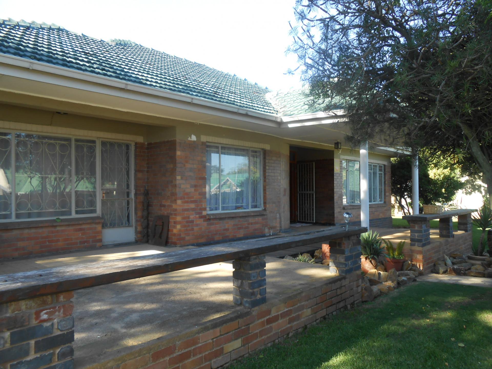 Front View of property in Boksburg