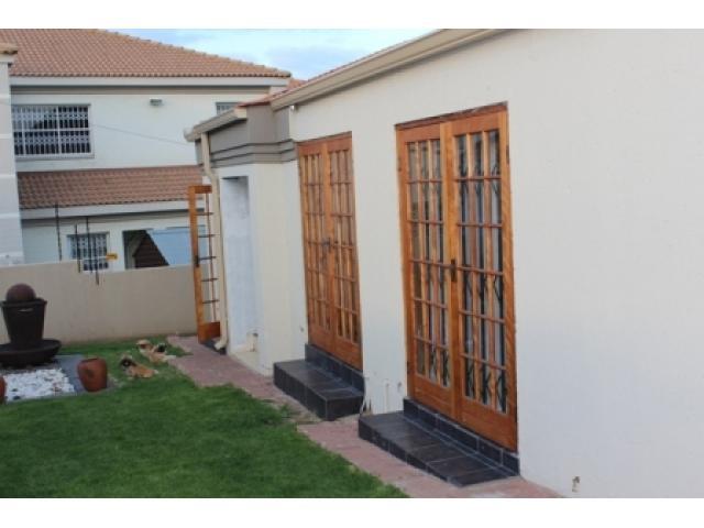 3 Bedroom House for Sale For Sale in Emalahleni (Witbank)  - Private Sale - MR108141