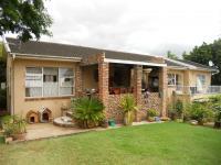 3 Bedroom 3 Bathroom House for Sale for sale in Uitenhage Upper Central