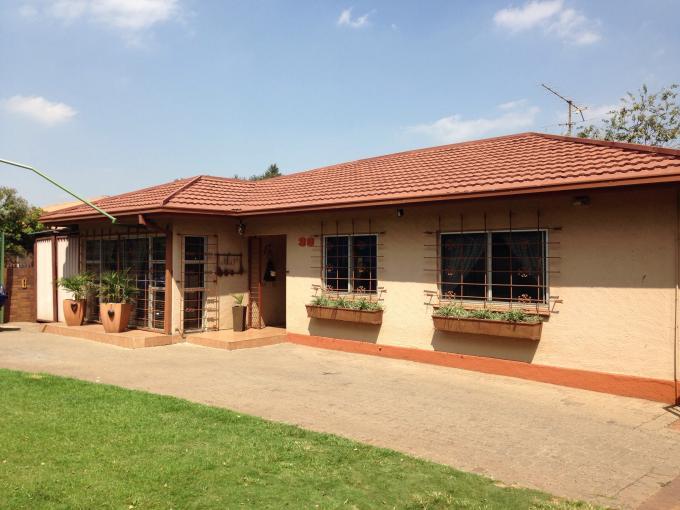 3 Bedroom House for Sale For Sale in Vanderbijlpark - Private Sale - MR108211