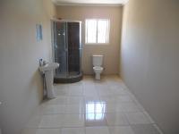 Main Bathroom - 14 square meters of property in Phoenix