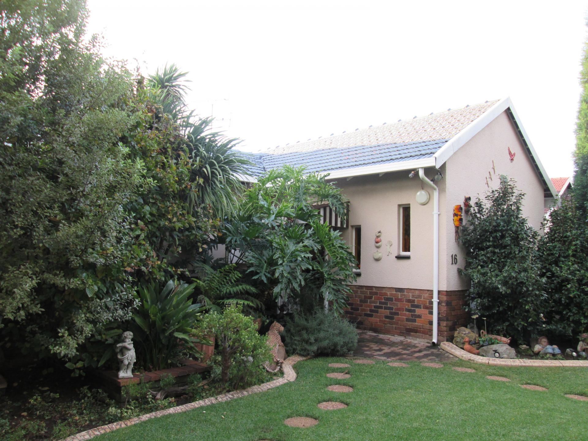 Front View of property in Parkdene (JHB)