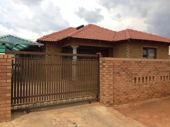 3 Bedroom House for Sale For Sale in Dobsonville - Private Sale - MR108451