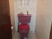 Bathroom 1 - 2 square meters of property in Lenasia