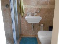 Bathroom 1 - 5 square meters of property in Midstream Estate