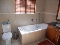 Bathroom 2 - 6 square meters of property in Winterton