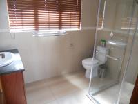 Bathroom 1 - 6 square meters of property in Winterton