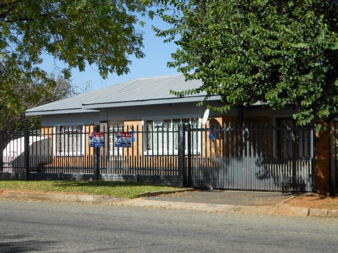 Standard Bank EasySell 3 Bedroom House for Sale in Kempton P