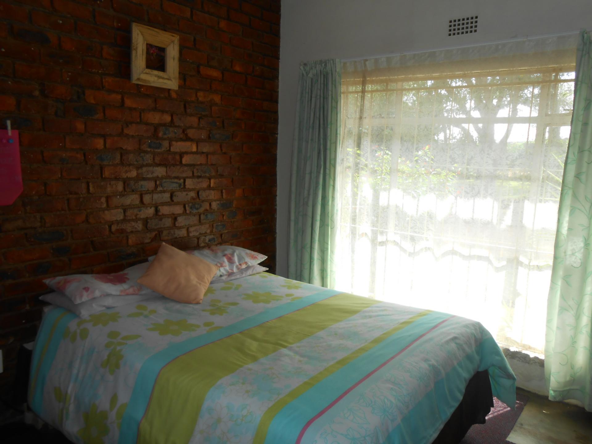 Bed Room 4 - 13 square meters of property in Mont Lorraine AH