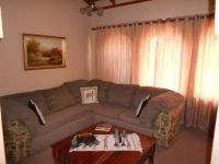 Lounges - 30 square meters of property in Brakpan