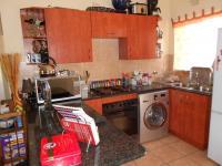 Kitchen - 10 square meters of property in Sonneveld