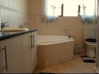 Bathroom 1 - 13 square meters of property in Midstream Estate