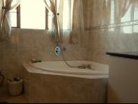 Main Bathroom - 9 square meters of property in Midstream Estate
