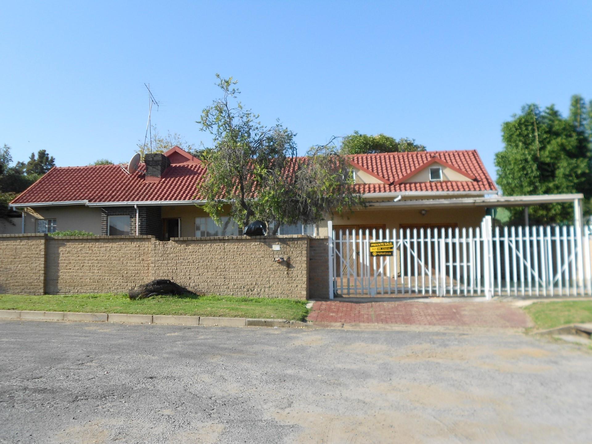 Front View of property in Birchleigh North