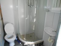 Bathroom 3+ - 8 square meters of property in Birchleigh North