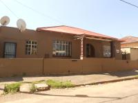 Front View of property in Jeppestown