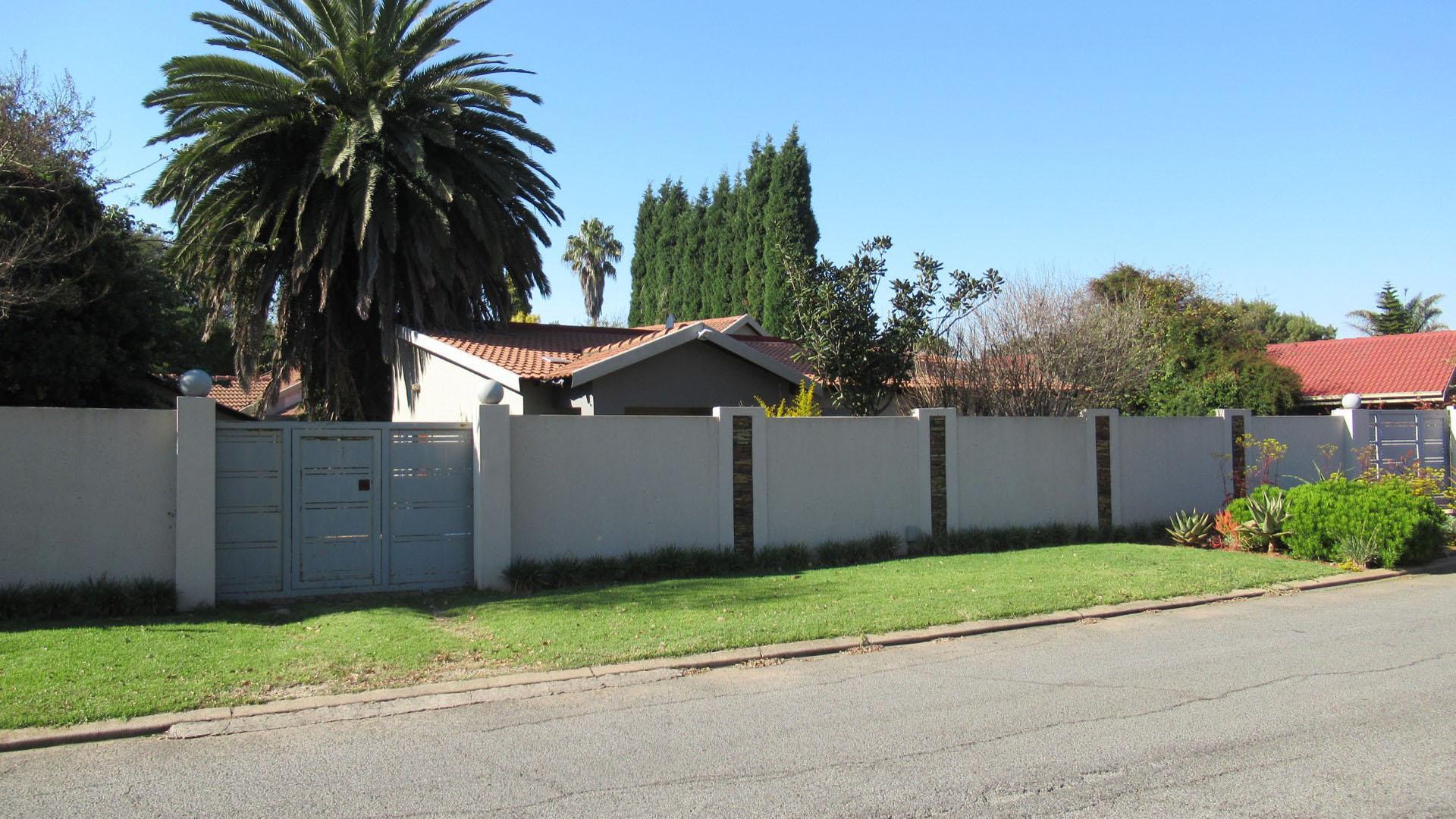 Front View of property in Kempton Park