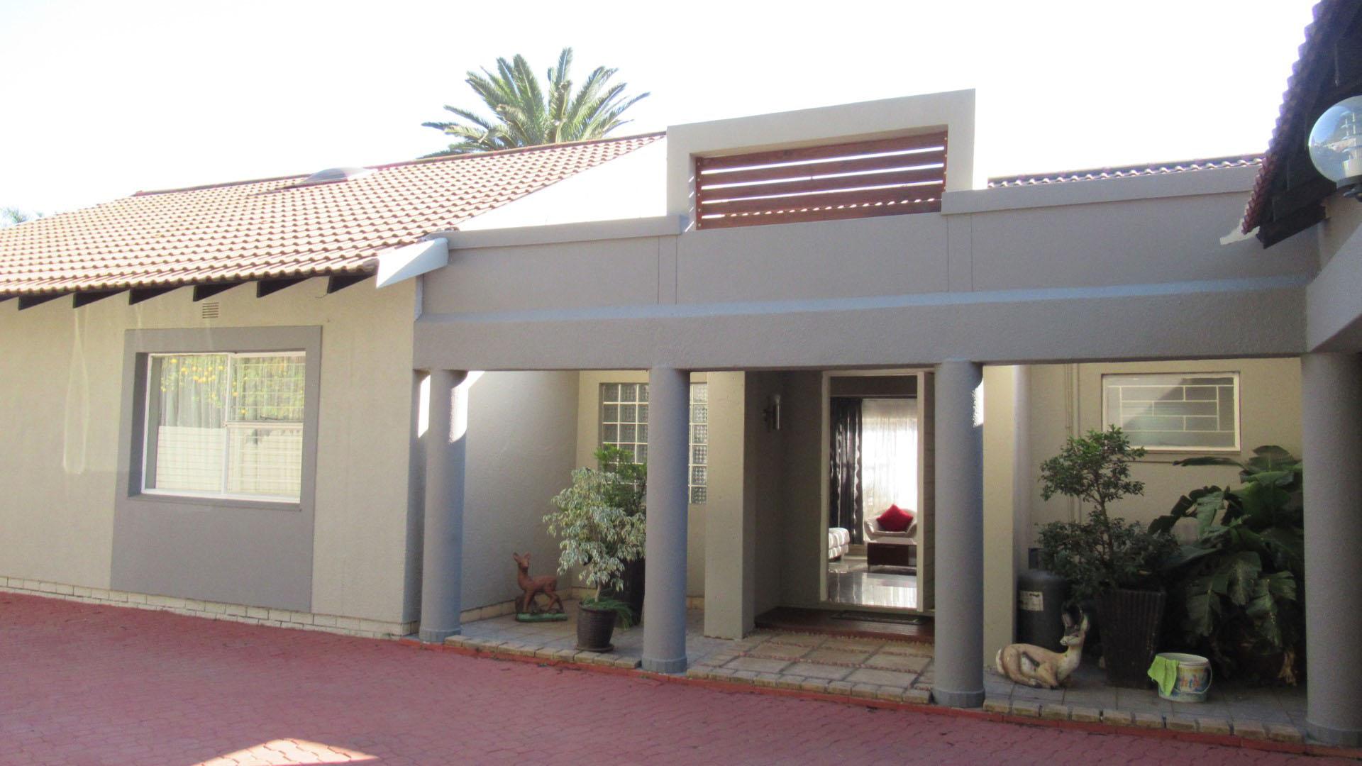 Front View of property in Kempton Park