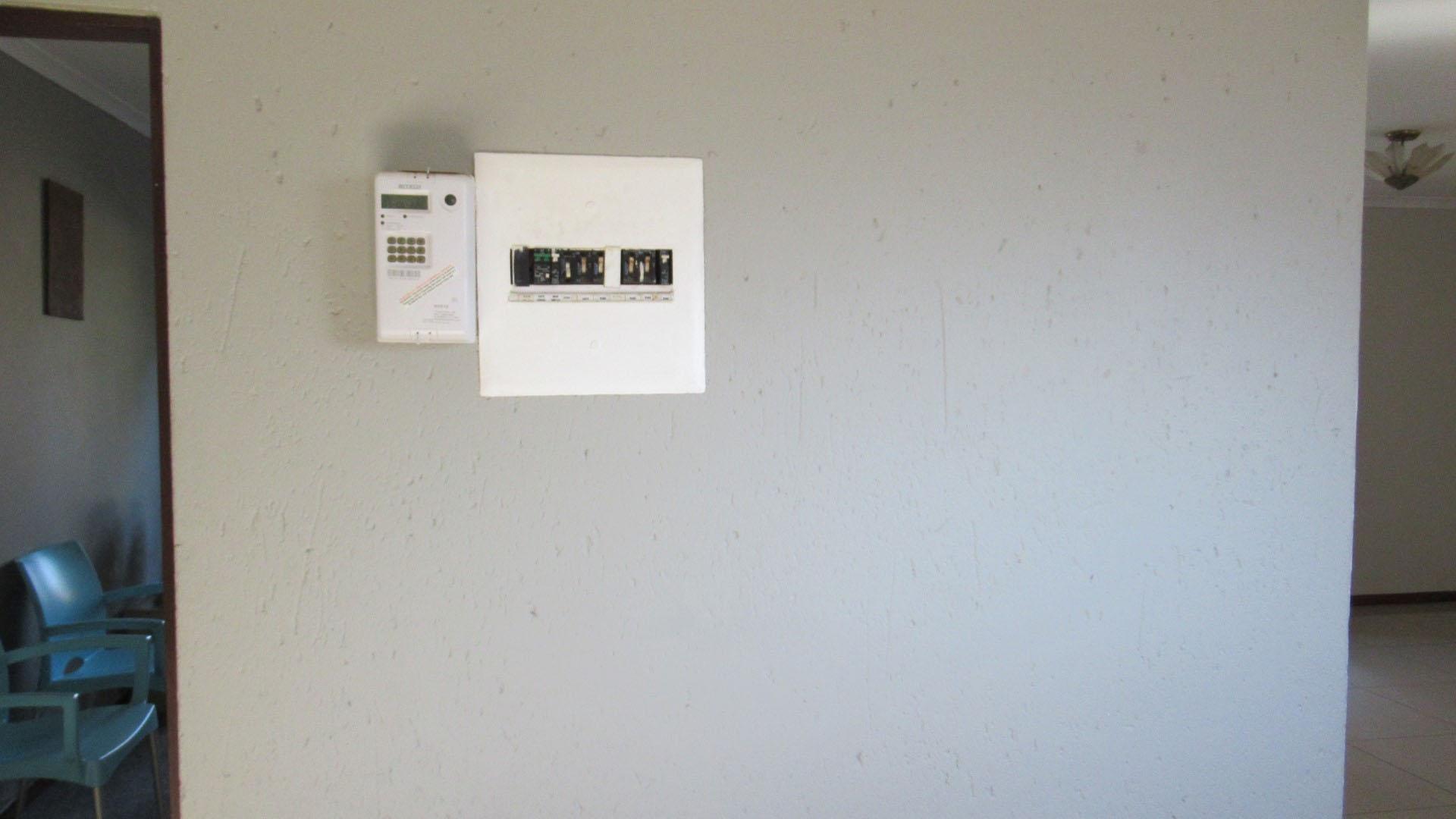 Front View of property in Kempton Park